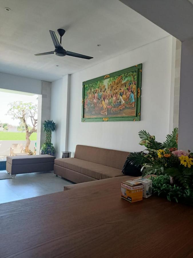The Kd Suites & Coffee Shop Munggu Exterior photo