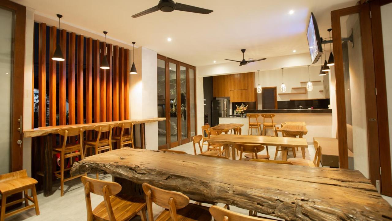The Kd Suites & Coffee Shop Munggu Exterior photo